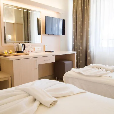 Ozcan Beach 酒店 马尔马里斯