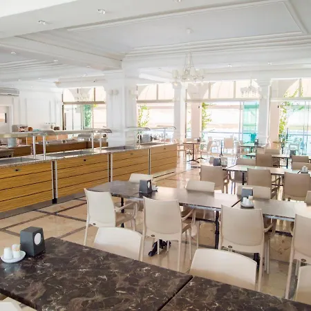 Ozcan Beach Hotel 4*